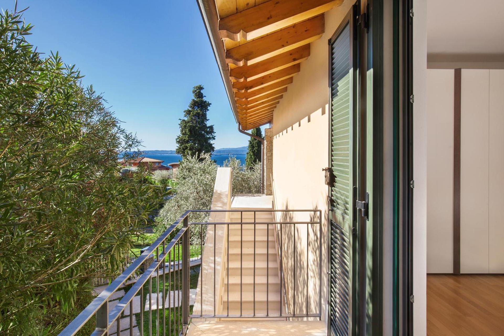 Villa Loncrino - Fine Living Torri Del Benaco Exteriör bild