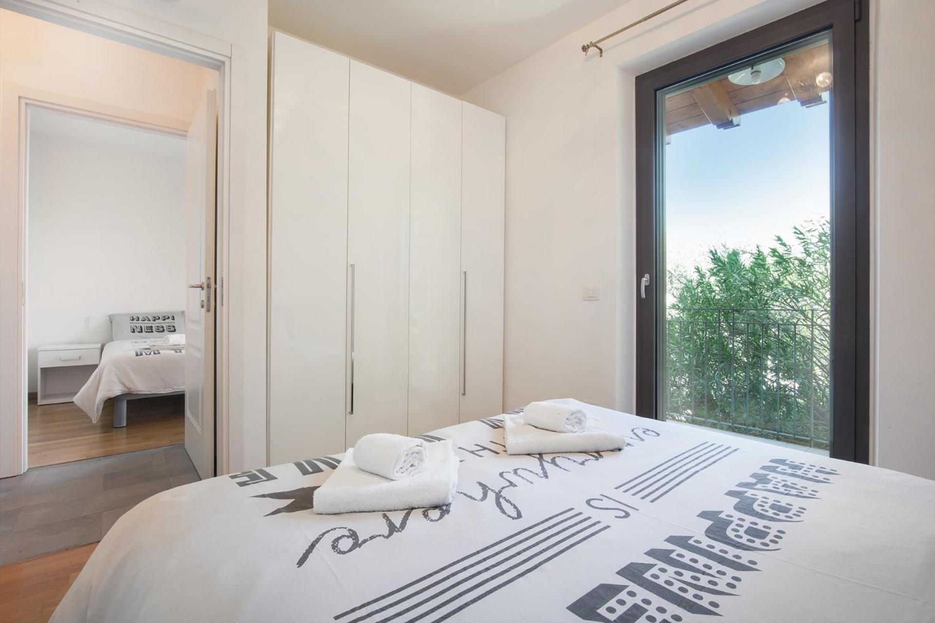 Villa Loncrino - Fine Living Torri Del Benaco Exteriör bild